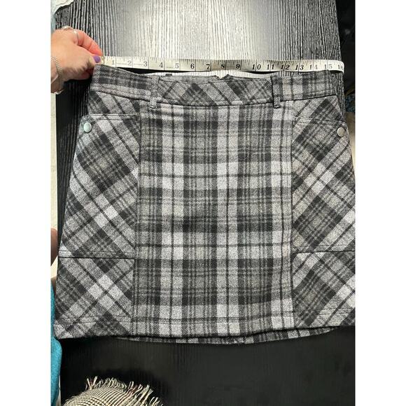 Eddie Bauer Wool Blend Plaid Mini Skirt - Picture 7 of 10
